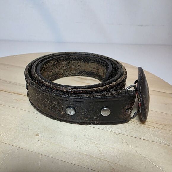 Vintage Distressed Leather Belt & Buckle Oval Shaped Buckle W Letter H Size 38 - Picture 3 of 15